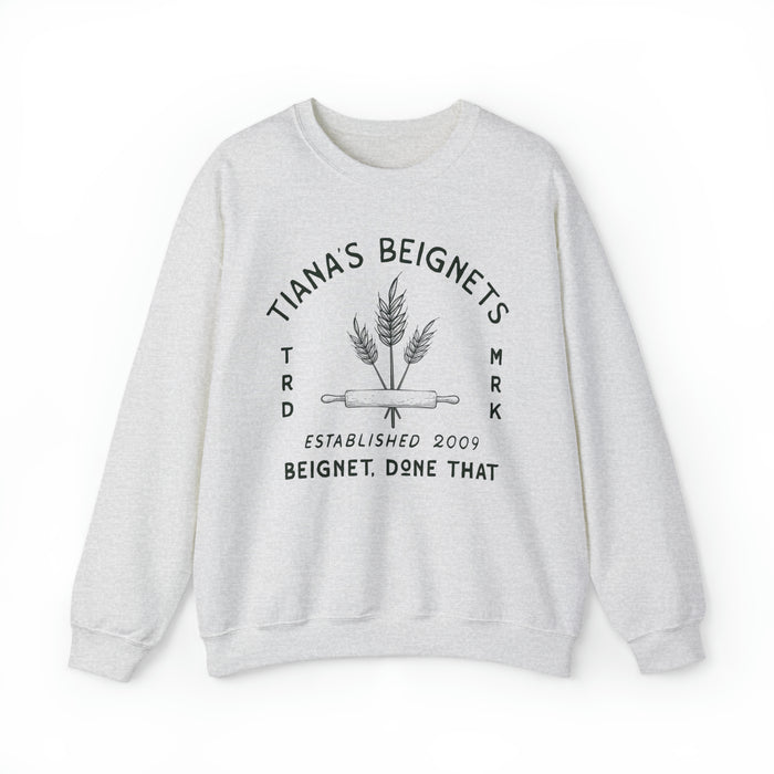 Tiana's Beignets Gildan Unisex Heavy Blend™ Crewneck Sweatshirt