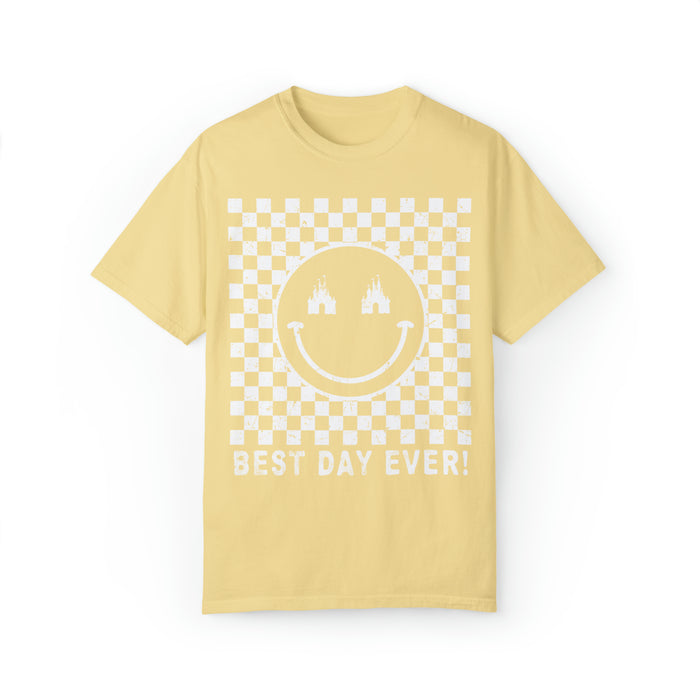 Retro Checkered Best Day Ever Comfort Colors Unisex Garment-Dyed T-shirt