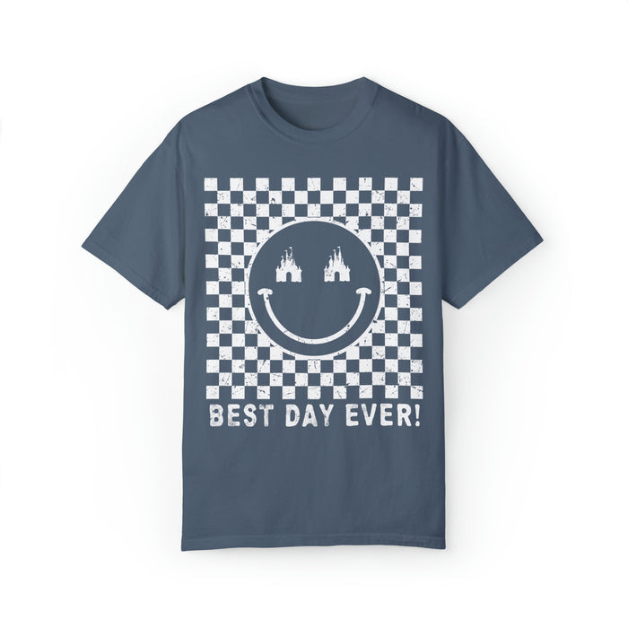 Retro Checkered Best Day Ever Comfort Colors Unisex Garment-Dyed T-shirt