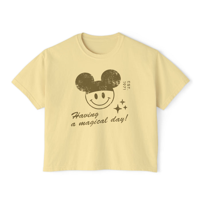 Having A Magical Day Comfort Colors Women's Boxy Tee