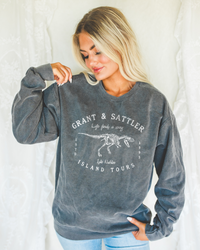 Grant & Sattler Island Tours Comfort Colors Unisex Garment-Dyed Sweatshirt