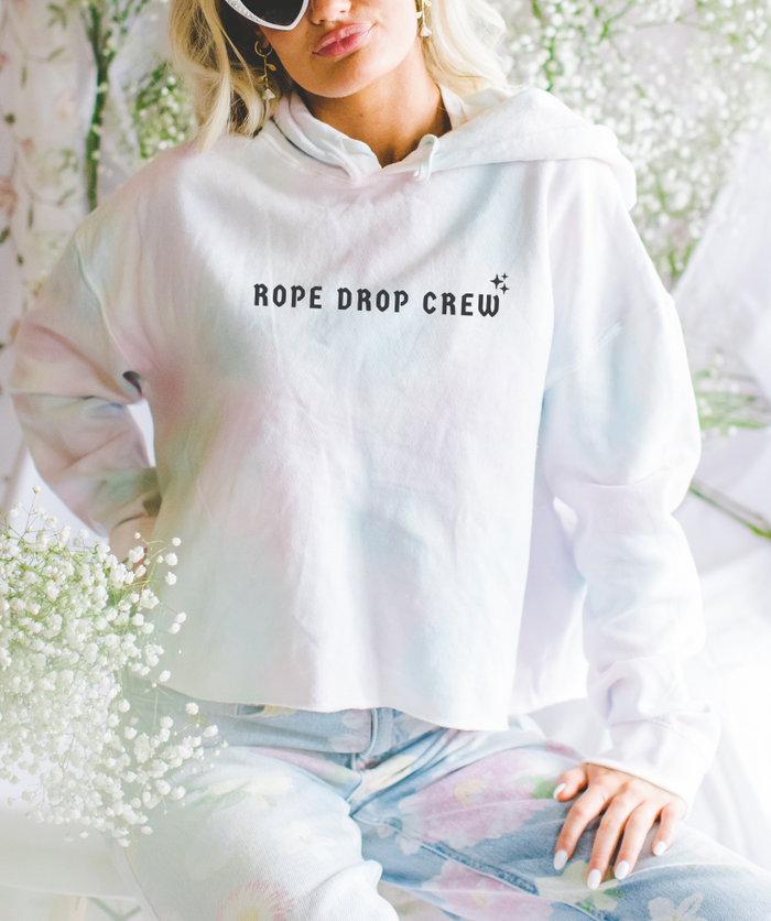 Rope Drop Crew Women’s Cropped Hooded Sweatshirt